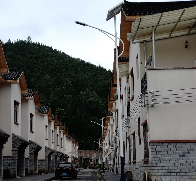 Street lighting project in Zhongling Town, Xiushan